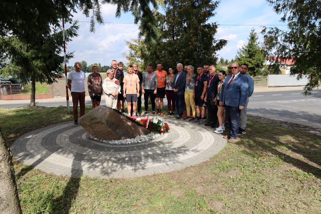 Uroczystości upamiętniające poległych w bitwie pod Szczytnem w Boniewie